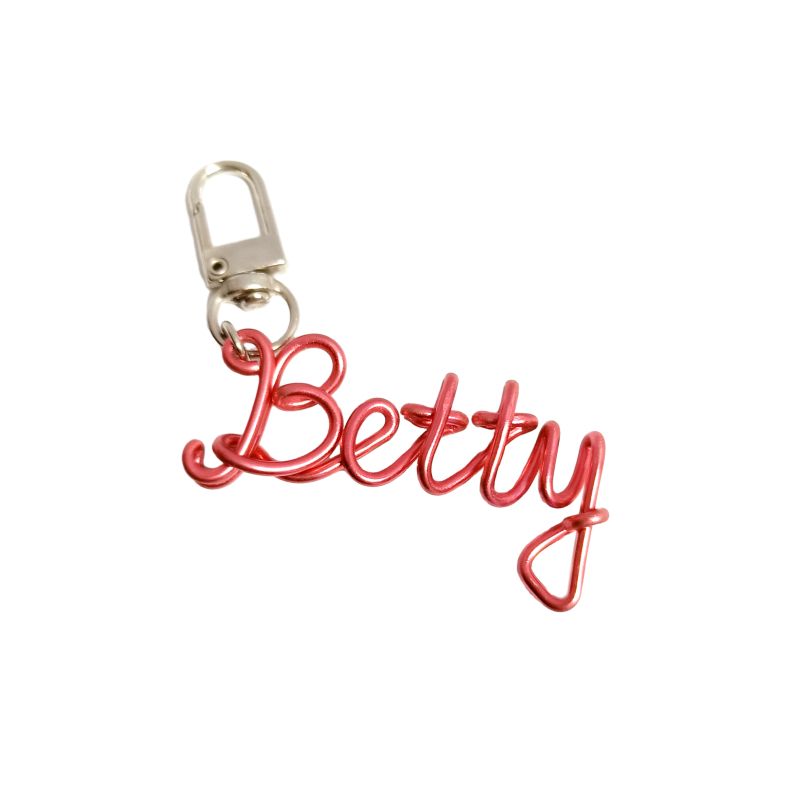 Signature Twist – Handmade Custom Wire Name Keychain