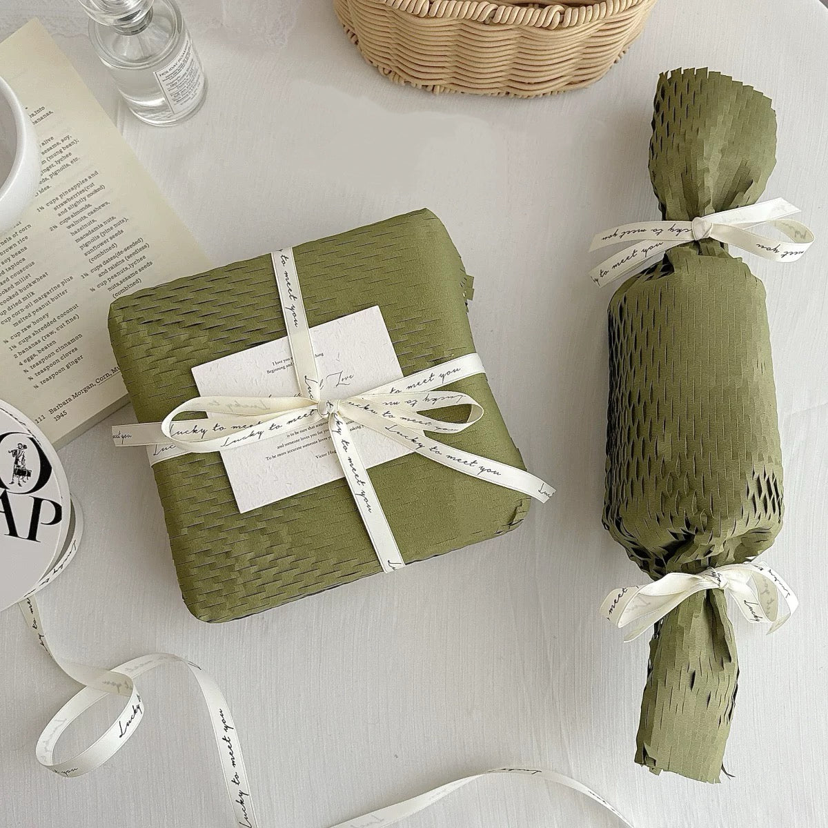 Custom Eco-Friendly Honeycomb Packaging Paper Roll | Luxury 3D Protective Gift Wrap