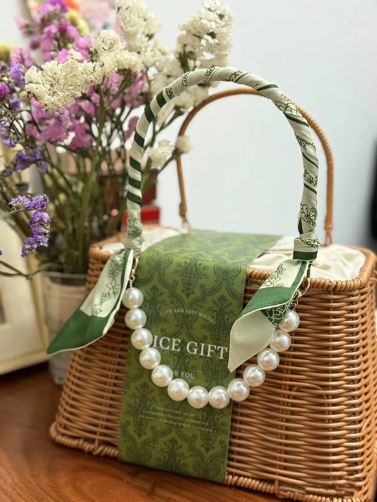 Luxury Pearl Bamboo Gift Basket Set