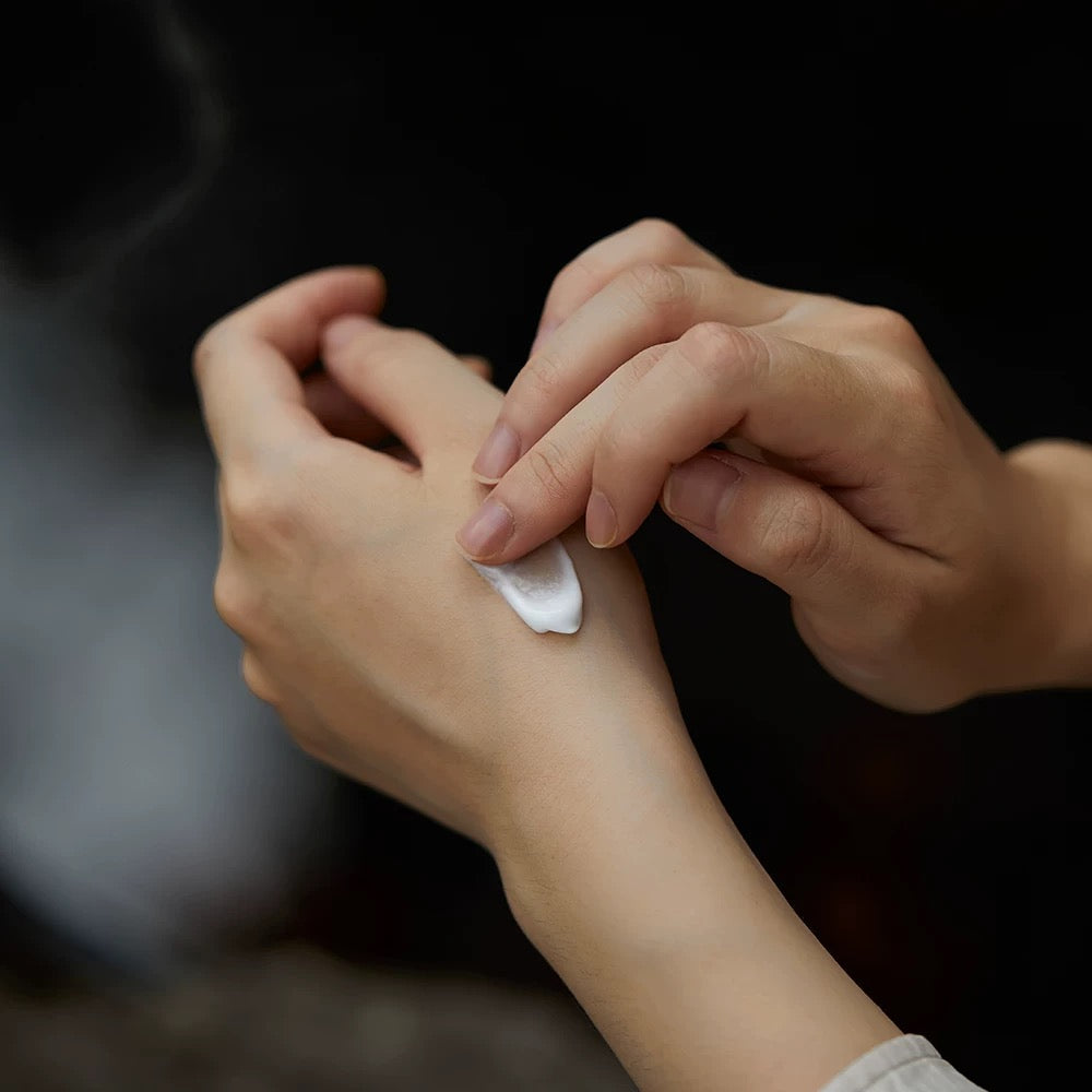 Thank You Wax-Seal Cylinder Gift Box – Mini Hand Cream Gift Basket with Ribbon & Dried Flowers